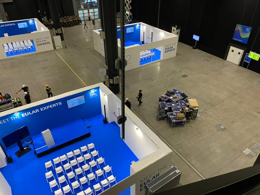 156-A09C3C80-4990-40CE-A54F-7C9D25605195_1_105_c