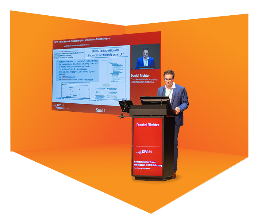 Speaker Leinwand vor Orange